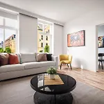 Appartement Floyen And *